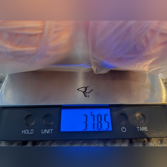 Yarn 2 balls pink and peach  Large balls 378g total - Picture 6 of 6